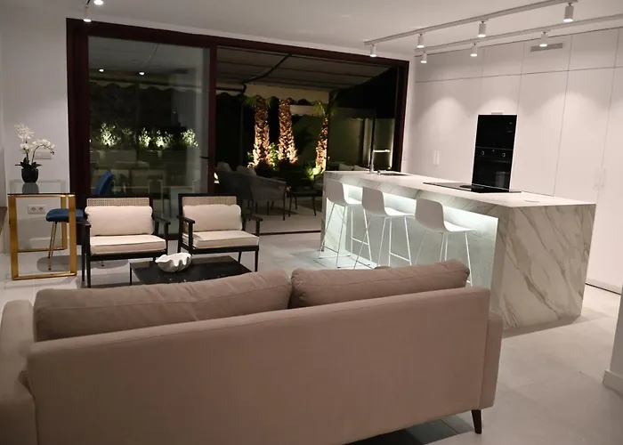 The Royal Garden By Lucia De Su Apartment *