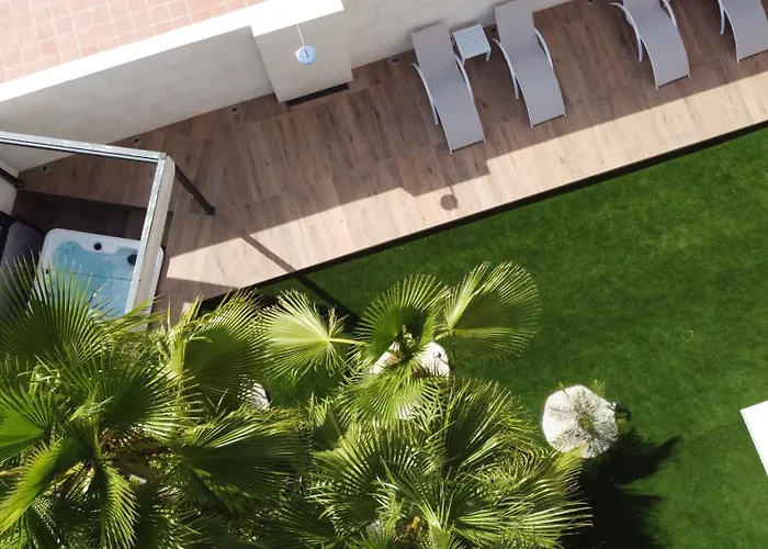 Apartment The Royal Garden By Lucia De Su *