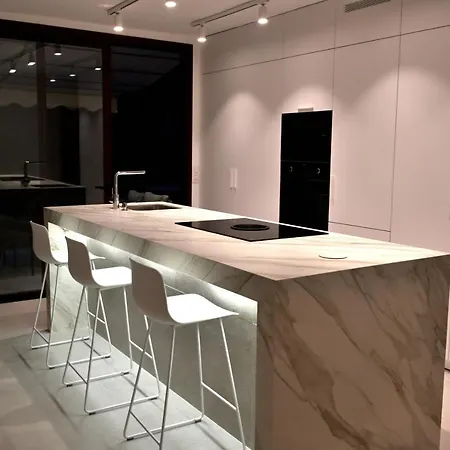 The Royal Garden By Lucia De Su Daire Santa Cruz de Tenerife