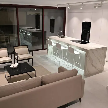 The Royal Garden By Lucia De Su Santa Cruz de Tenerife